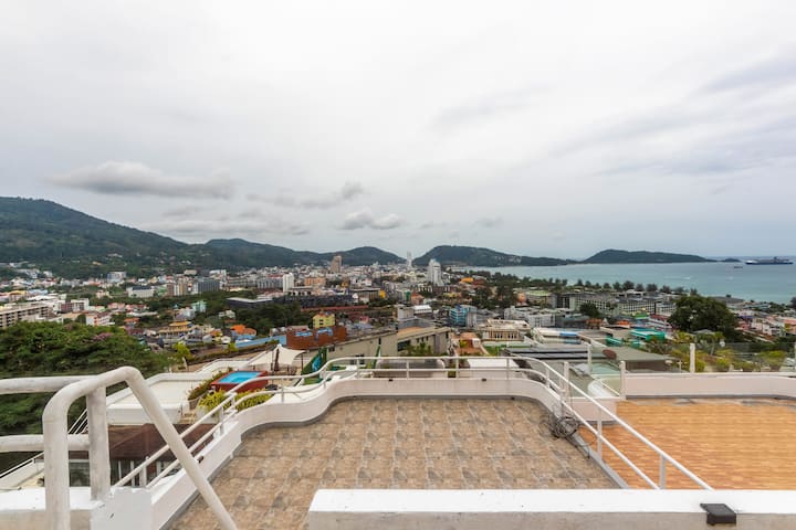 + Patong Seaview + Groups + Families + Location + - Patong Beach