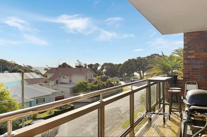 Rocky Beach unit gallery image 2