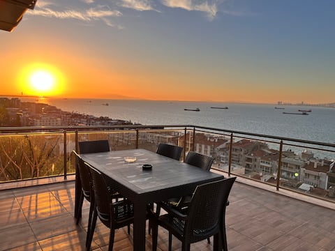 Next to the Historical Elevator with a Magnificent Sea View