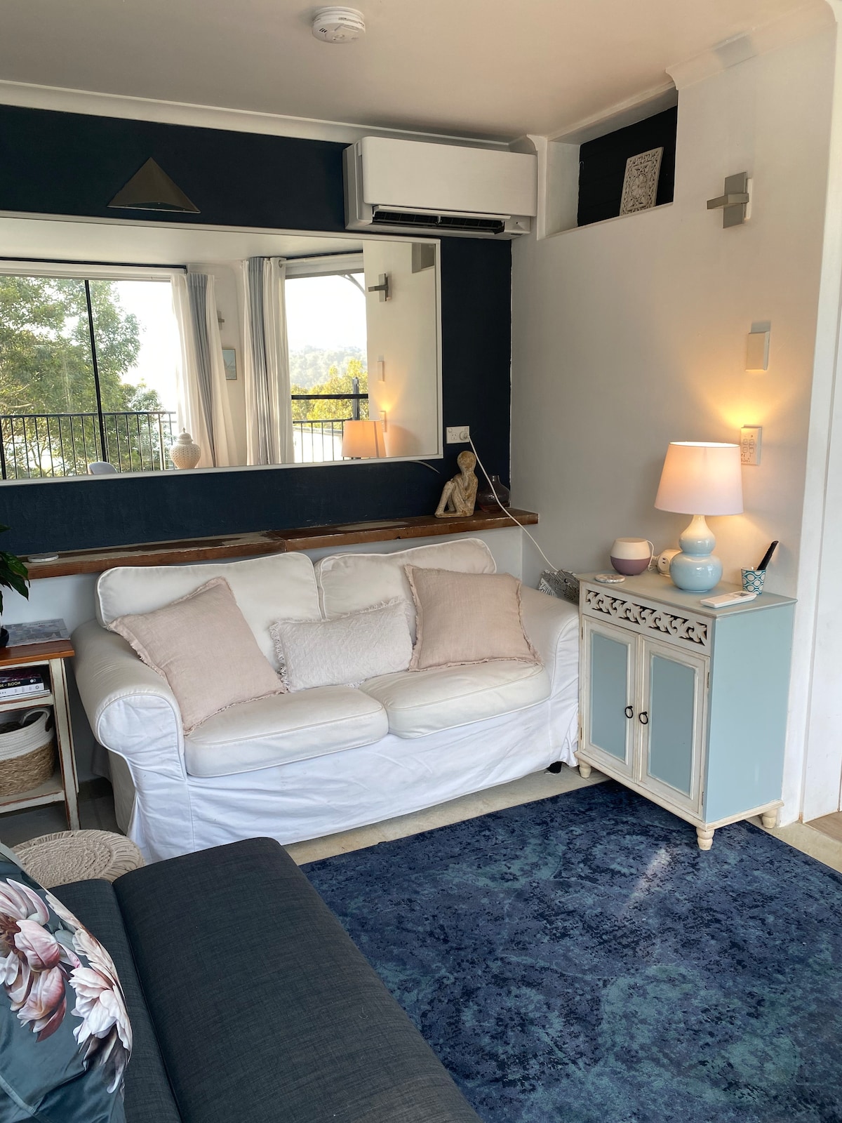 Top performing Airbnb: Poolside Best of Both Worlds in Palm Beach