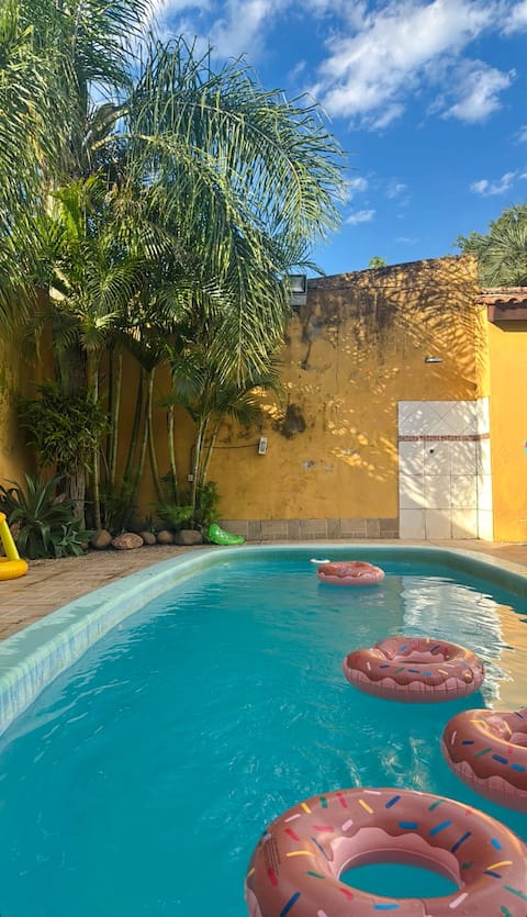 Large and modern house in the center with swimming pool