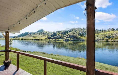 KA Ranch-Riverfront House