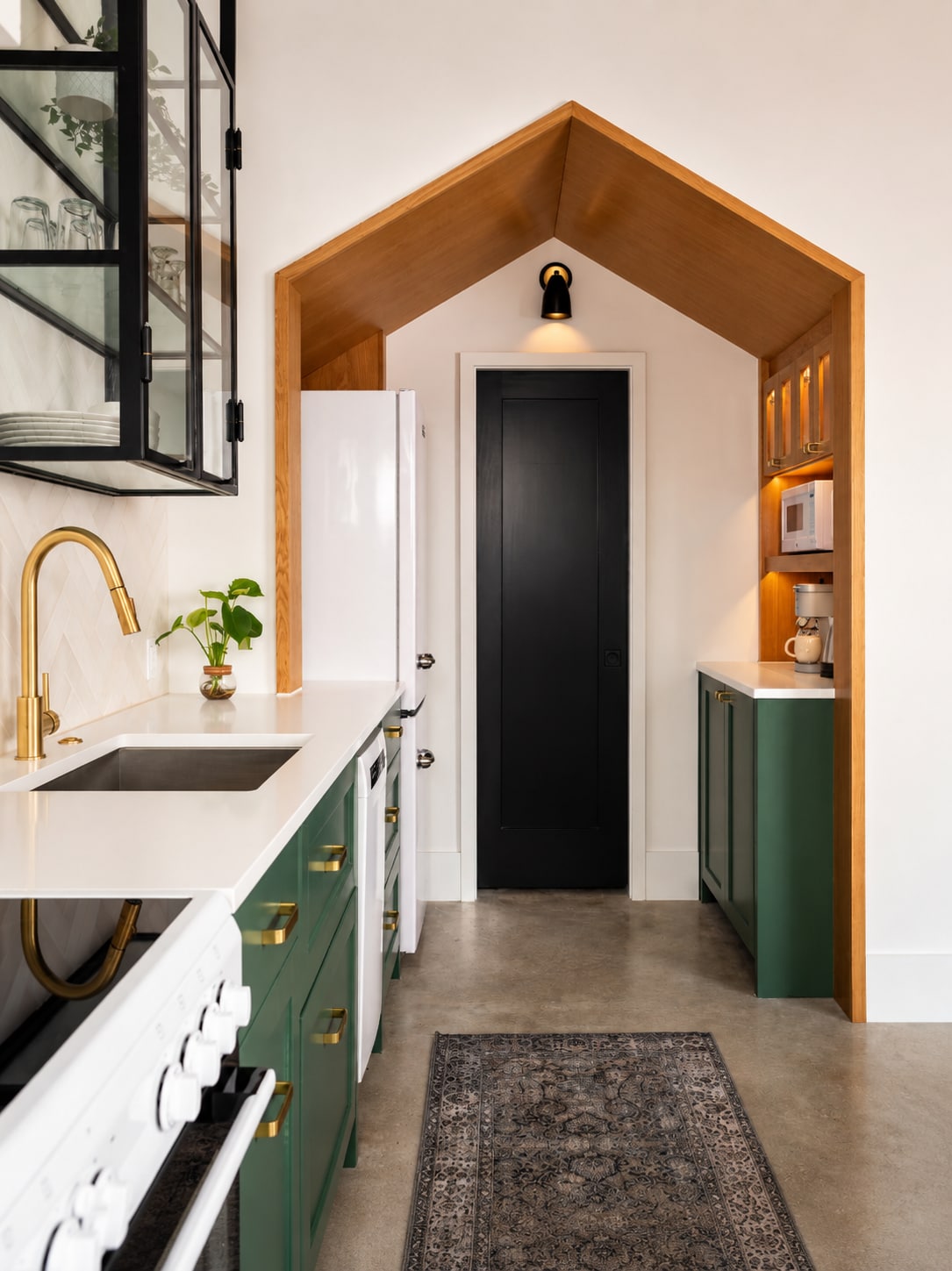 Designer Casita | Skylights, Patio, Walk to Coffee