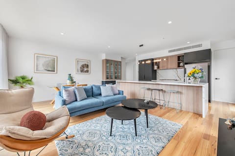 Top Airbnb: Rye LUXE III-New house-300m to beach, Long stays % in Rye
