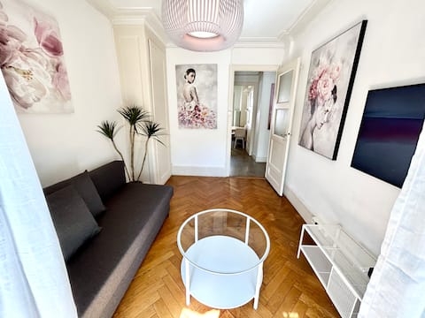 Popular Airbnb listing: GM230 Great apart Geneva center Old town Lake Rive in Plainpalais