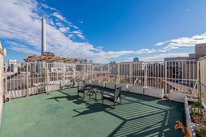 301,渋谷駅徒歩 10分､代官山7分、3LDK90㎡高級住宅屋上付き，表参道2分銀座15分新宿5分