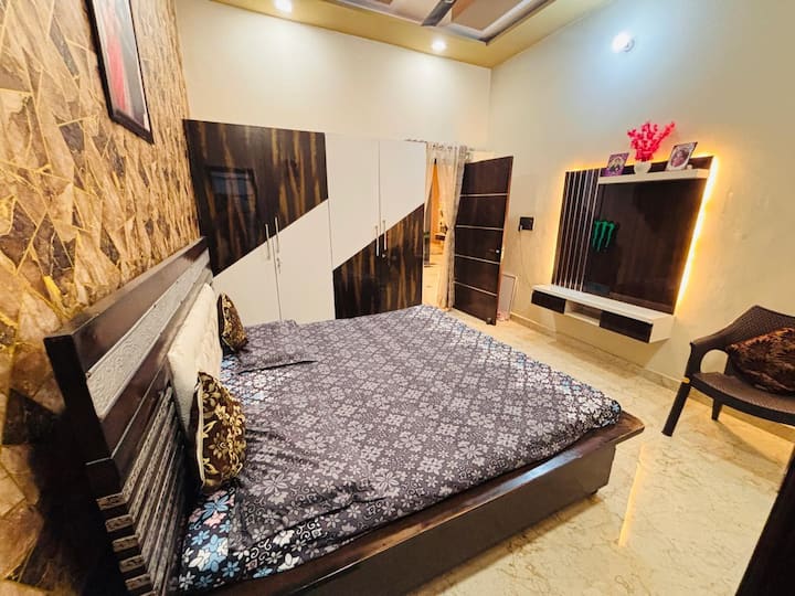 Dhomë gjumi 2