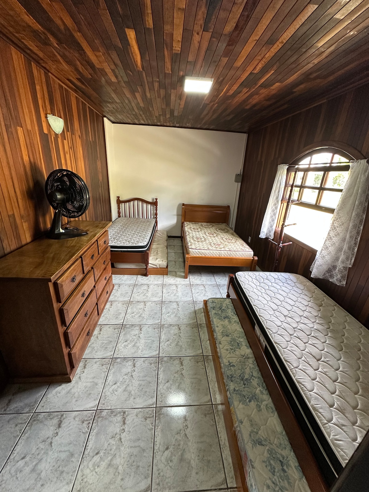 საძინებელი 3