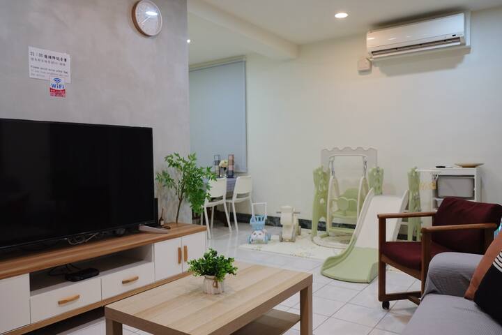 「東門站」「大安區」《永康街》全新開幕！即日起，訂房送佳德鳳梨酥 ！~庭院住家、鼎泰豐、地鐵3分鐘 gallery image 2