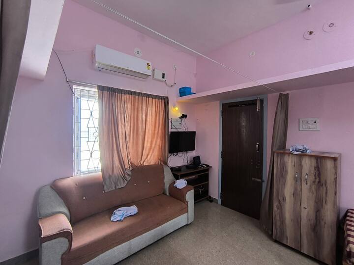 1 Bhk With Amenities - Vellore