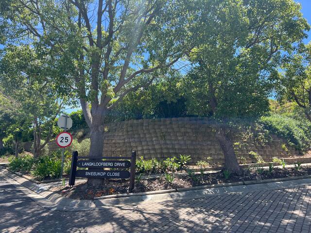 Haven on the golf course gallery image 3