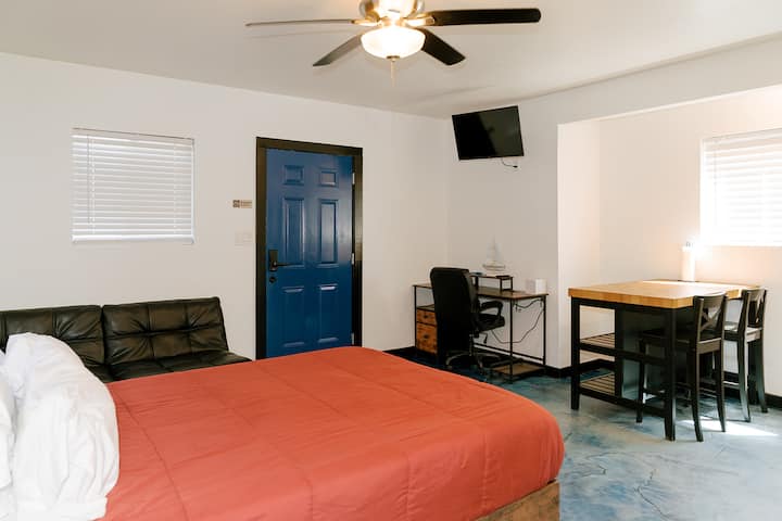 Downstairs Studio On 13 St - Phoenix, AZ