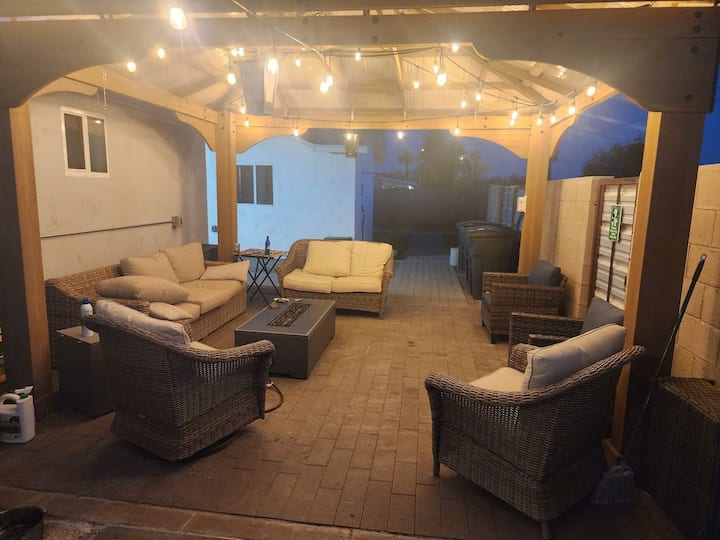 Private Downtown Phoenix Studio Pet Friendly - Arizona