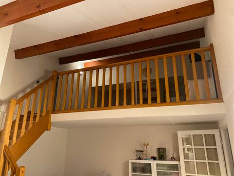 Top performing Airbnb: T4-72m2 Panoramic view-200m Beach-2 to 6 people in Sète