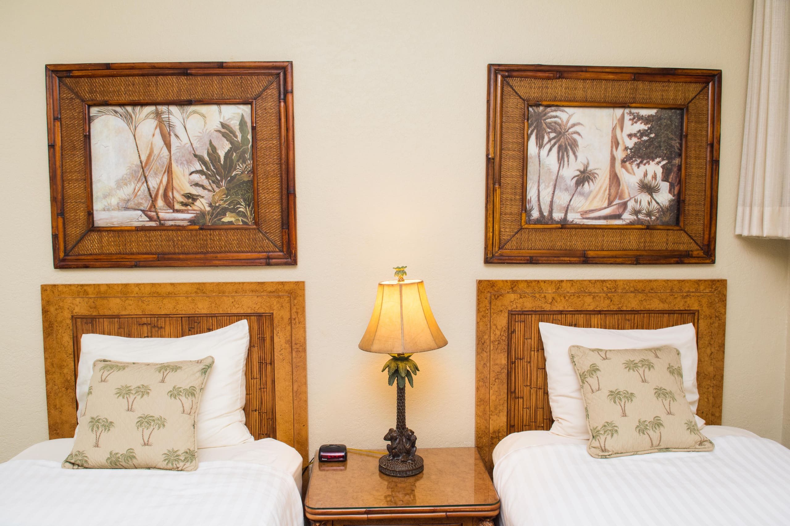 Condo in Lahaina · ★4.71 · 2 bedrooms · 3 beds · 2 baths - Image 23