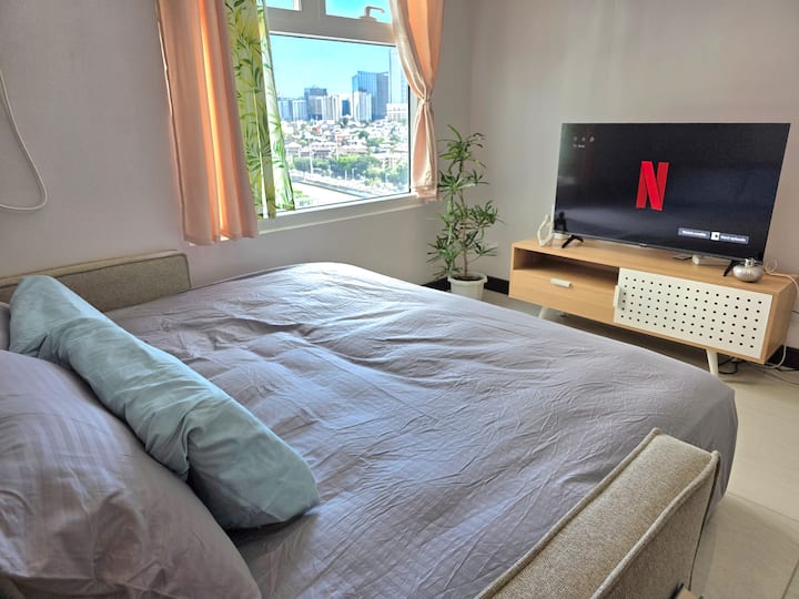 За повече подробности:
Instagram: chokiespaces4rent