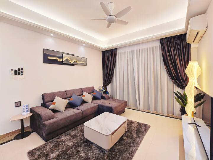 Zylohouse/superseaview/3b2b/12pax/family/ciq/r&f - Johor Bahru