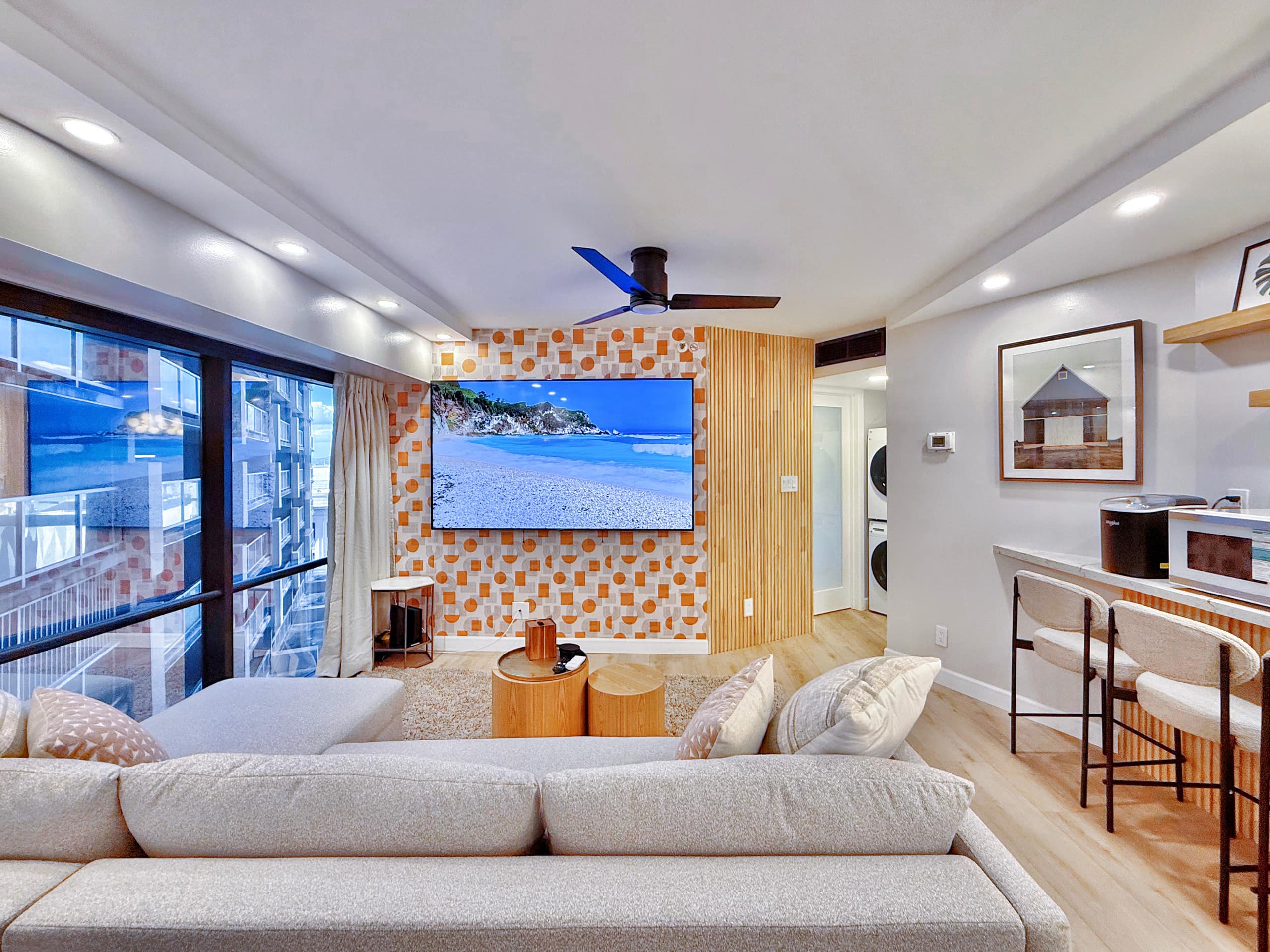 Financial District 1BR-Fully Renovated w/Parking - Image 7