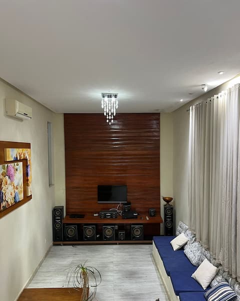 Top Airbnb: Alcobaça Beach House em Alcobaça