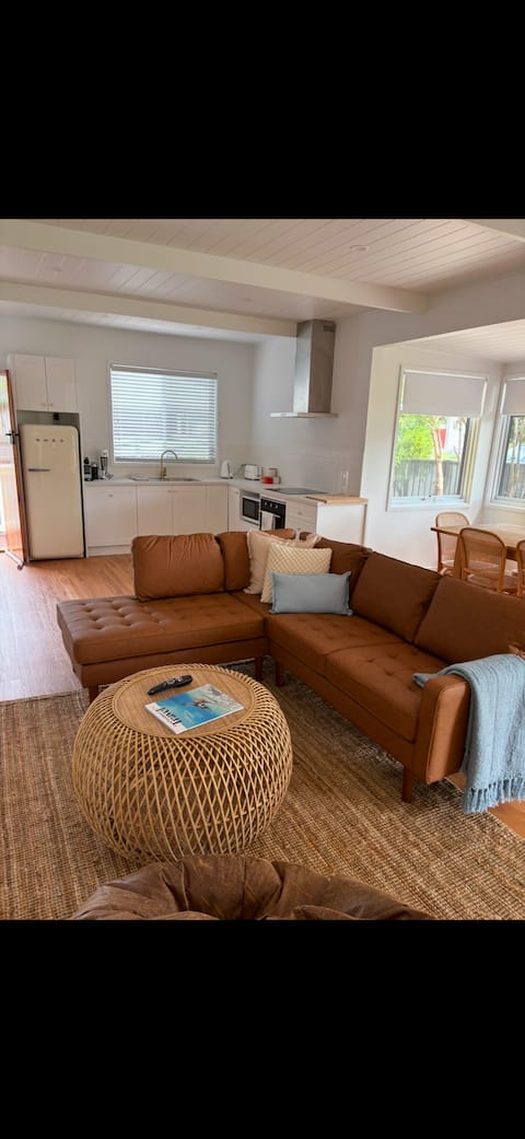 Top Airbnb: Daffodil on Owen in Huskisson