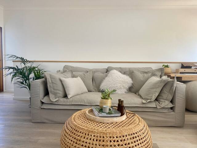 “Zen Nest” Beach House & Barrel Sauna gallery image 2