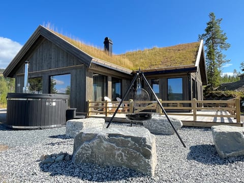 Lodge at ski centre, crosscountry trail, sauna