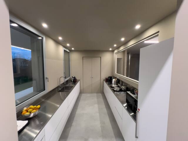 Luxury Villa Aria Firenze – 7 minutes from Duomo gallery image 5