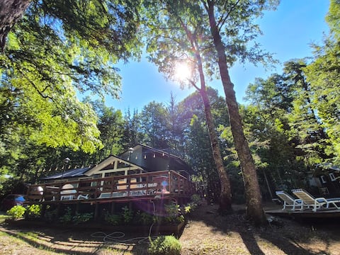 Beautiful cabin with a tinaja in Caburgua.