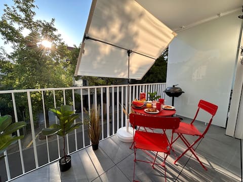 Grape Place with washing machine