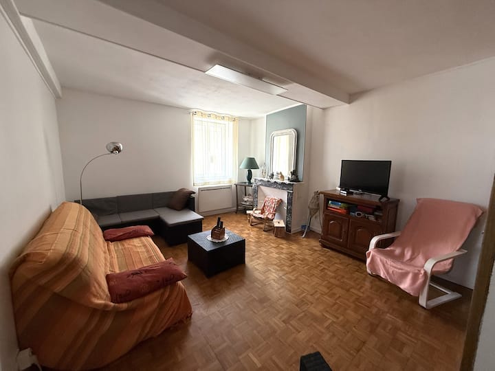 Grande Maison 120m2 Entre Chablis/auxerre 
Wi-fi - Chablis