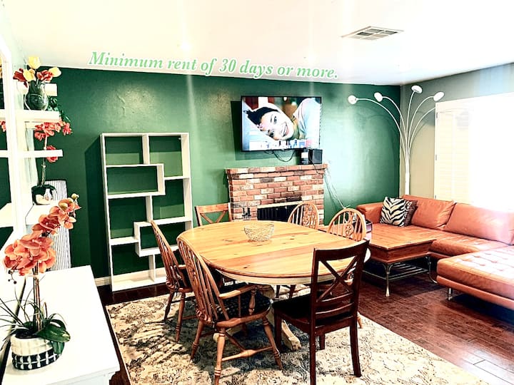 4br/2ba Home W Large Yard Near Park - Buena Park, CA