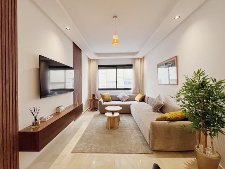 Urban Oasis In Central Casablanca With Parking - Casablanca