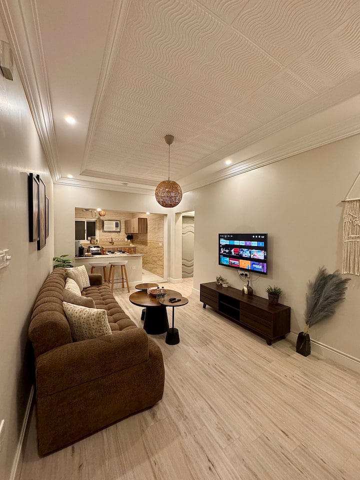 Elegant 1 Bd Apartment / Self-entry / Free Parking - 제다