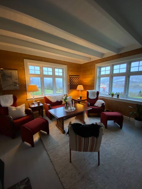 Top performing Airbnb: Holiday home - Vindafjord, Norway. in Vindafjord