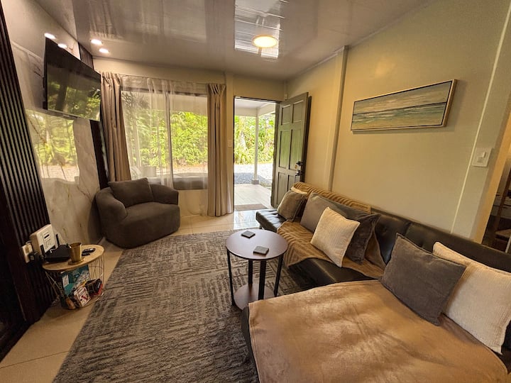 Elixir Arenal Villa | Private Jungle & Jacuzzi - La Fortuna