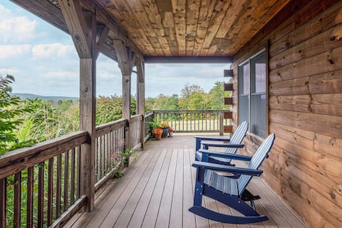 Modern Log Chalet-Sauna & Pond on 10 private acres