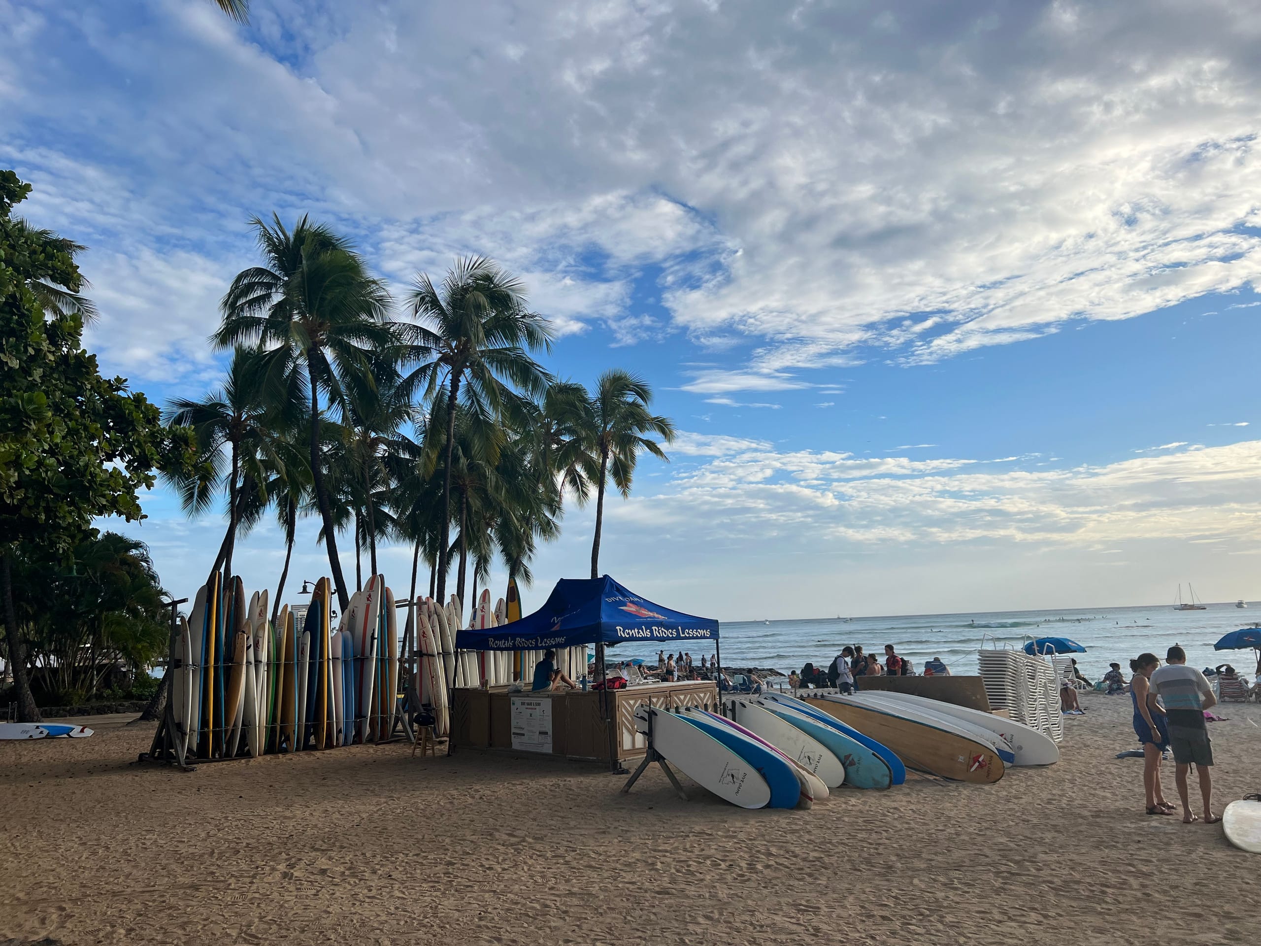 Steps to Waikiki Beach: 2BR with Free Parking - Image 51