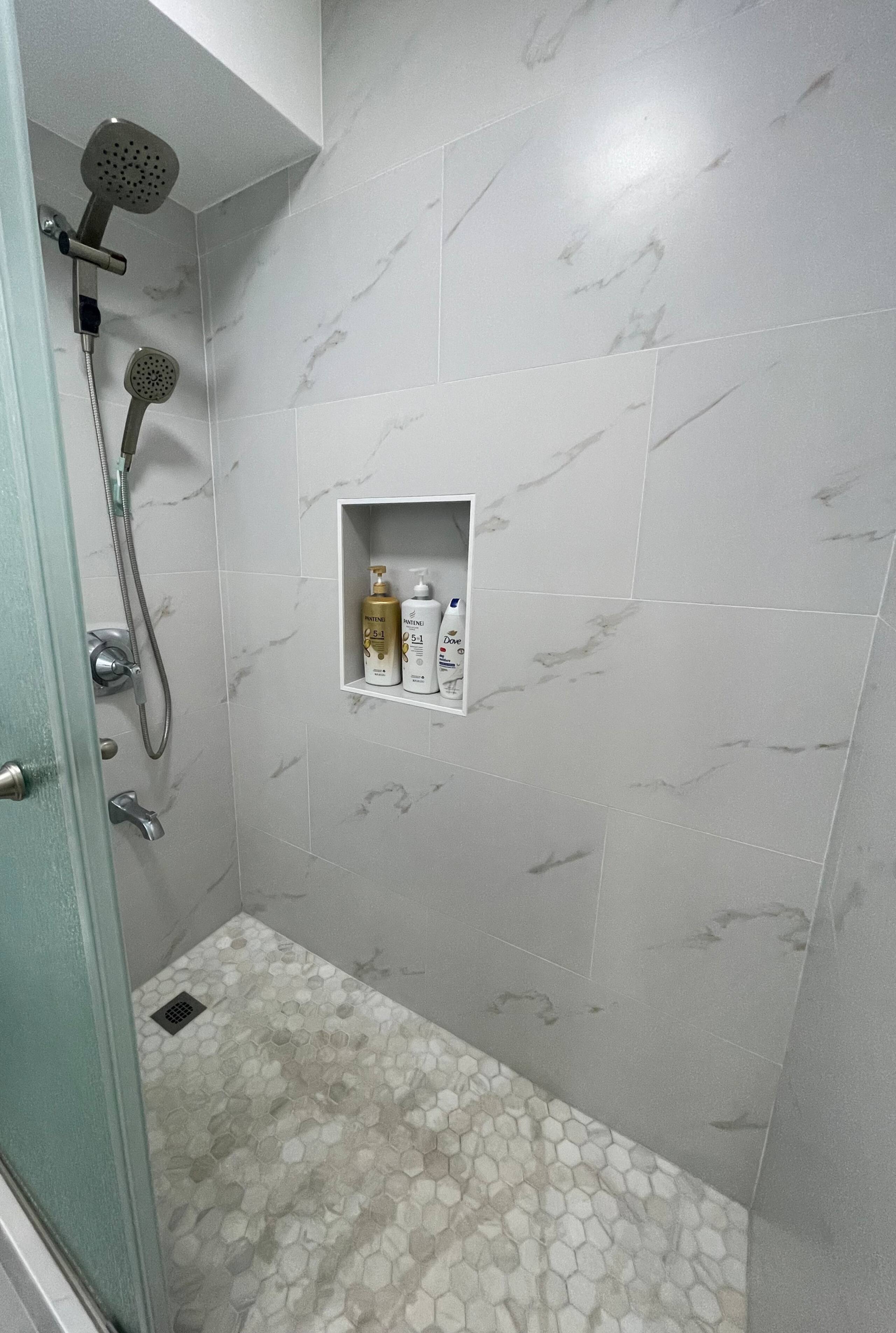 Steps to Waikiki Beach: 2BR with Free Parking - Image 29