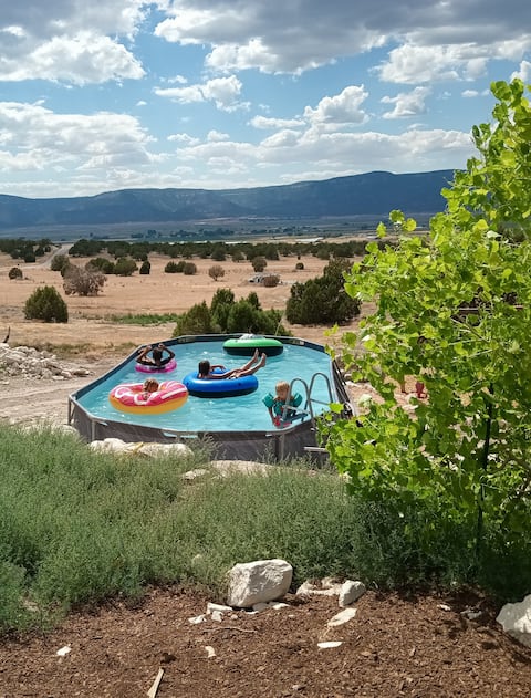 Reunion, Retreats, Hunting, Manti Temple, wedding