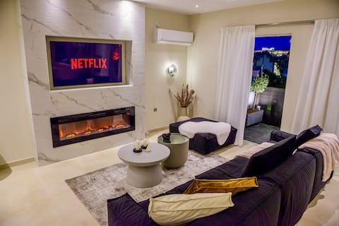 Successful Airbnb property: Luxury 2BR Acropolis View • 1 Min Walk from Metro in ΛΟΦΟΣ ΚΥΝΟΣΑΡΓΟΥΣ