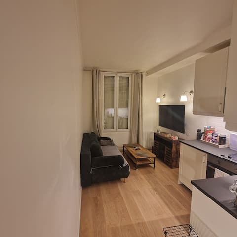 Successful Airbnb property: Cozy cocoon at the gates of Paris in Boulogne Billancourt