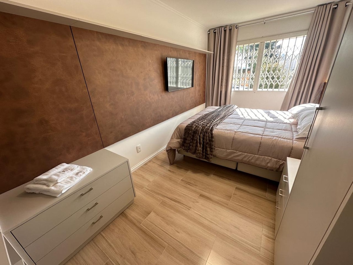 Dhomë dyshe "Queen" 