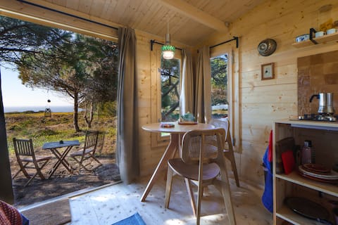 Top Airbnb: Cliff house by the beach em Sesimbra (Castelo)