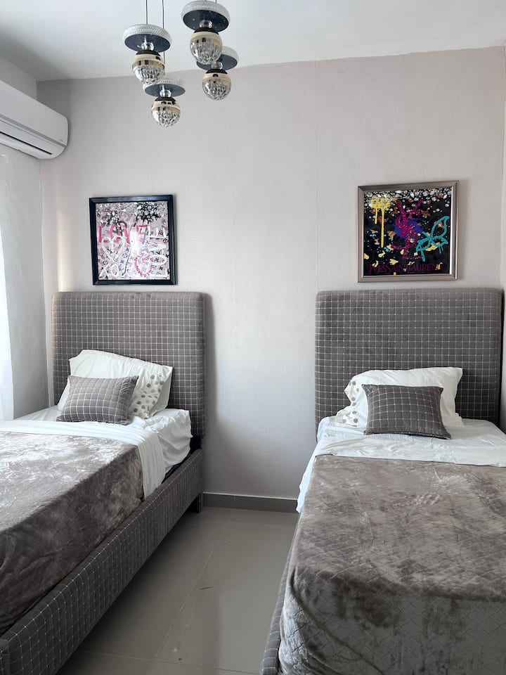 غرفة النوم 2