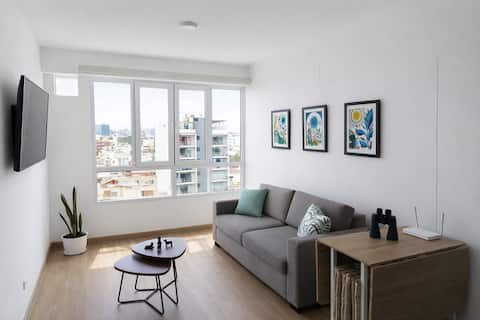Facing Miraflores | Garage, Gym and Roof Garden