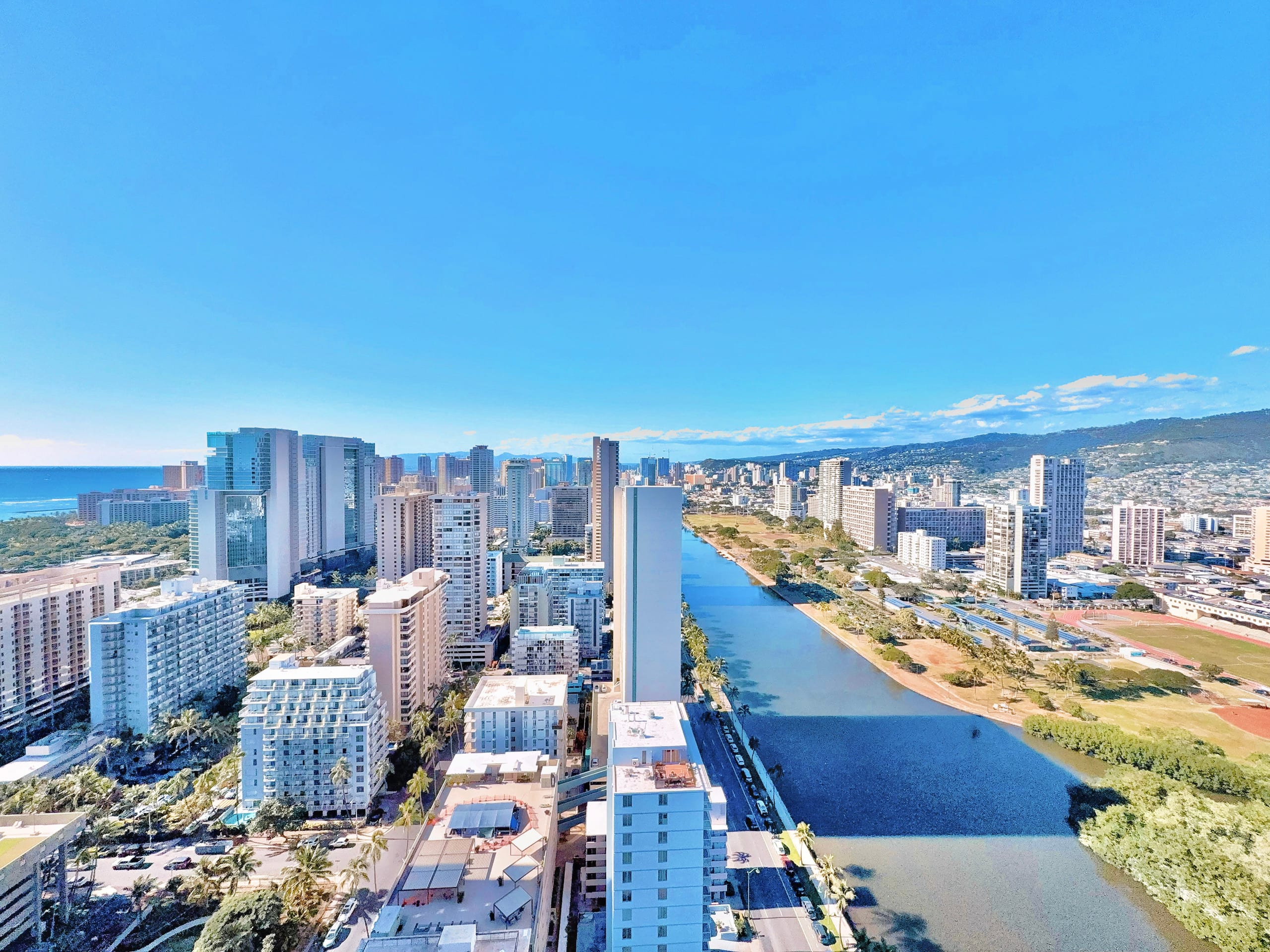 Condo in Honolulu · ★4.96 · Studio · 2 beds · 1 private bath - Image 28