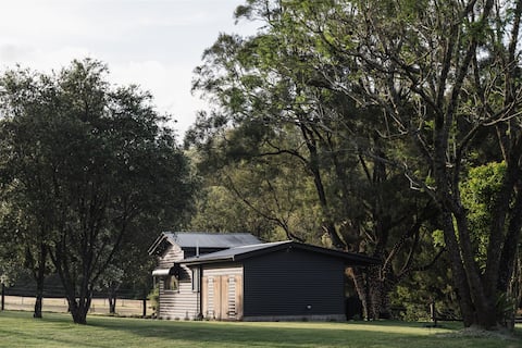The Milking Shed-
Findon Farm
1.5 hrs from Ballina