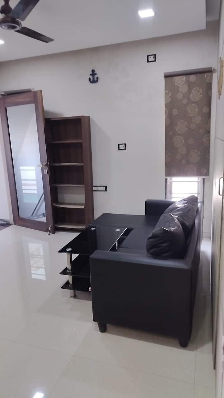 Elegant Bedroom With Bathtub, Balcony & Workspace - Vadodara