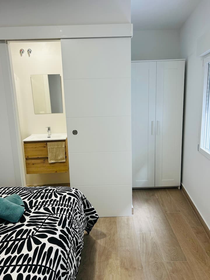 غرفة النوم 2