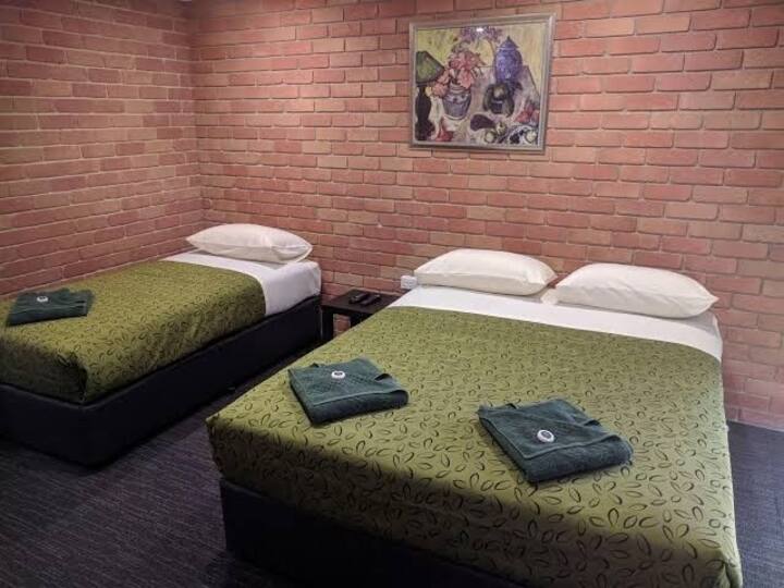 Travellers Inn Kaniva - Room 6 - Kaniva